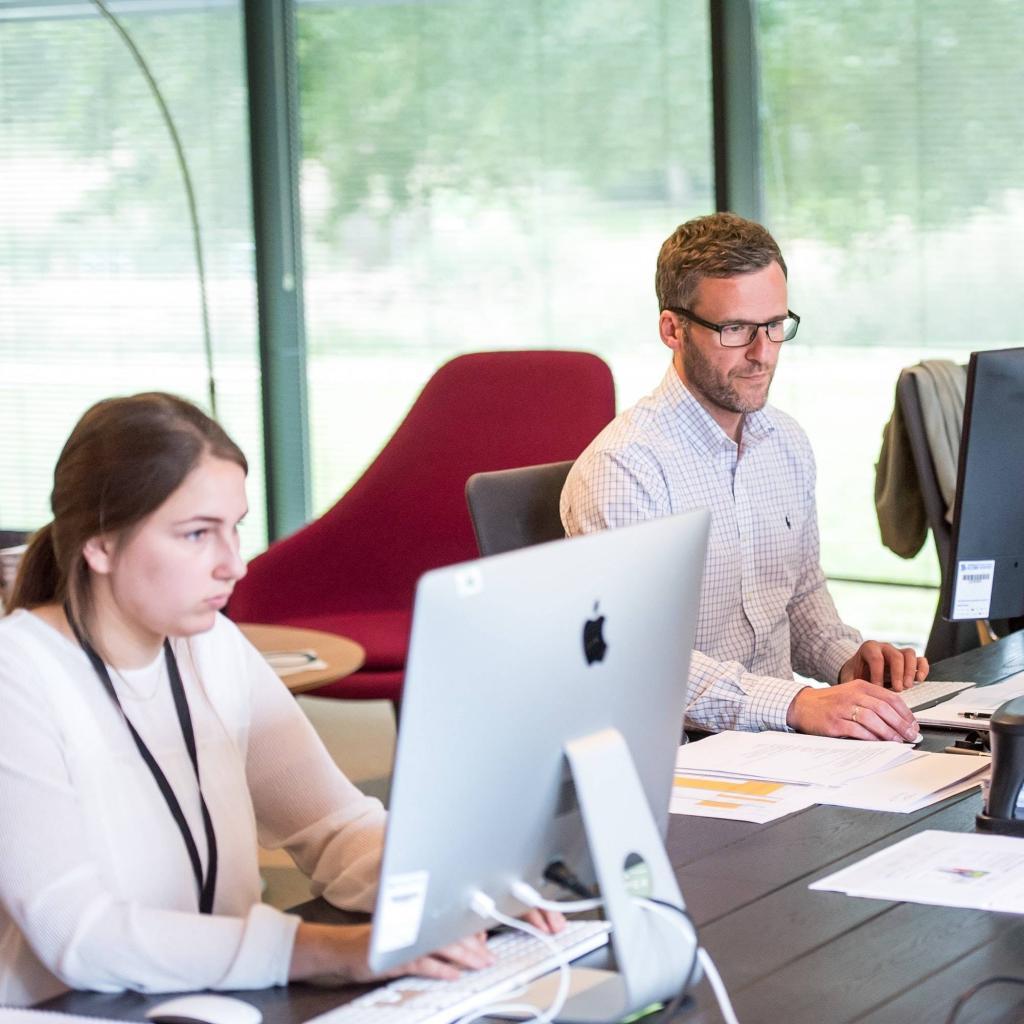 teams - WorkWiser collaborative co-working office space and office desks